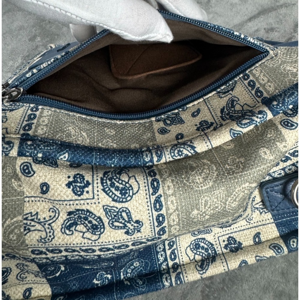 Montana West Bandana Paisley Concealed Carry Tote Bag Blue Cream No Strap - Picture 10 of 16